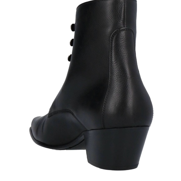 SAINT LAURENT Ankle boots
6 (US) - Black Never used, brand new. - Picture 3 of 5